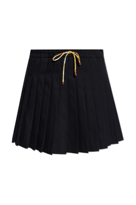 pleated-skirt