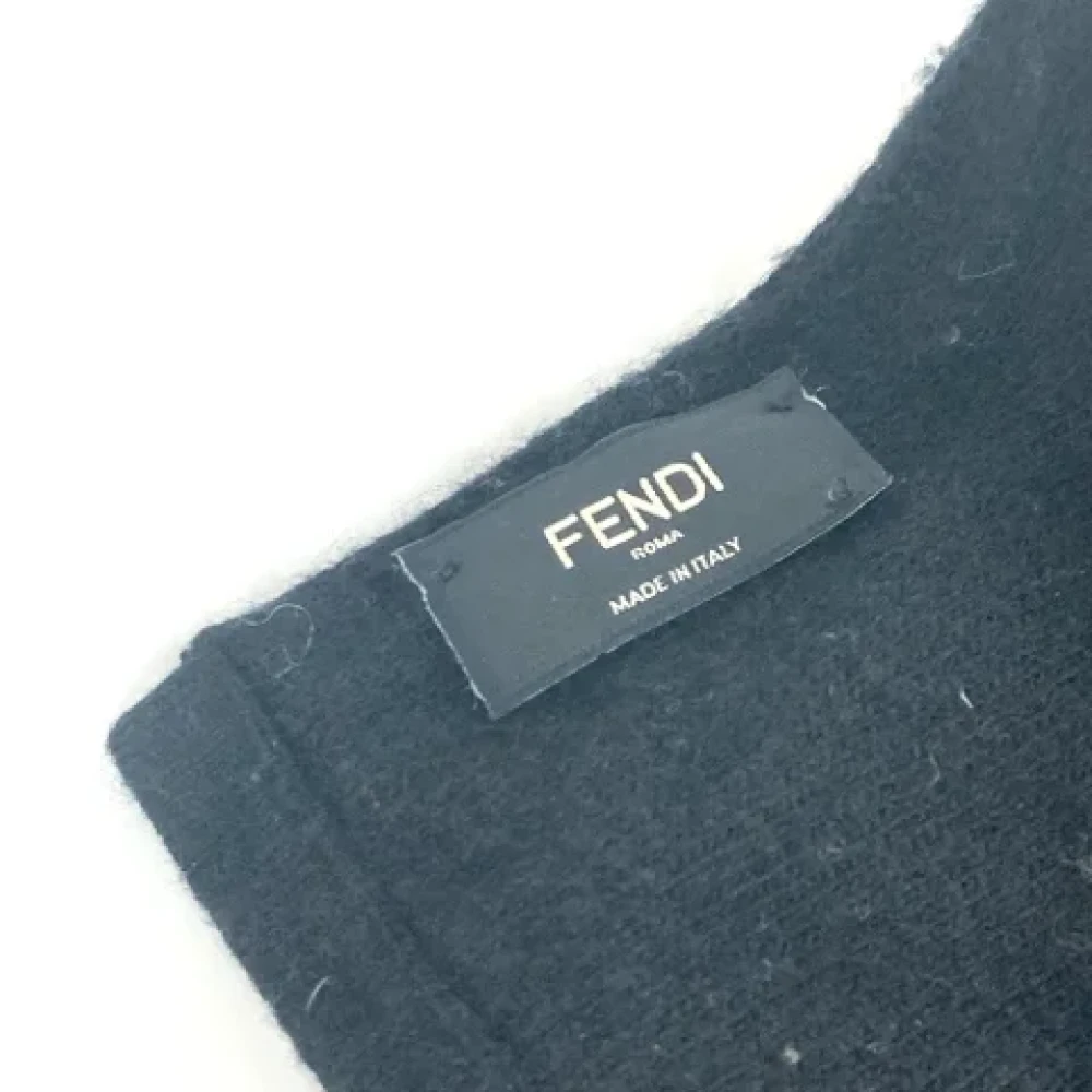 Fendi Vintage Pre-owned Wool scarves Black Dames