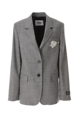 veste-en-laine-avec-coeur-en-strass