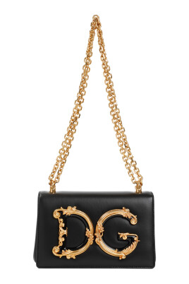 black-shoulder-bag-with-gold-tone-logo