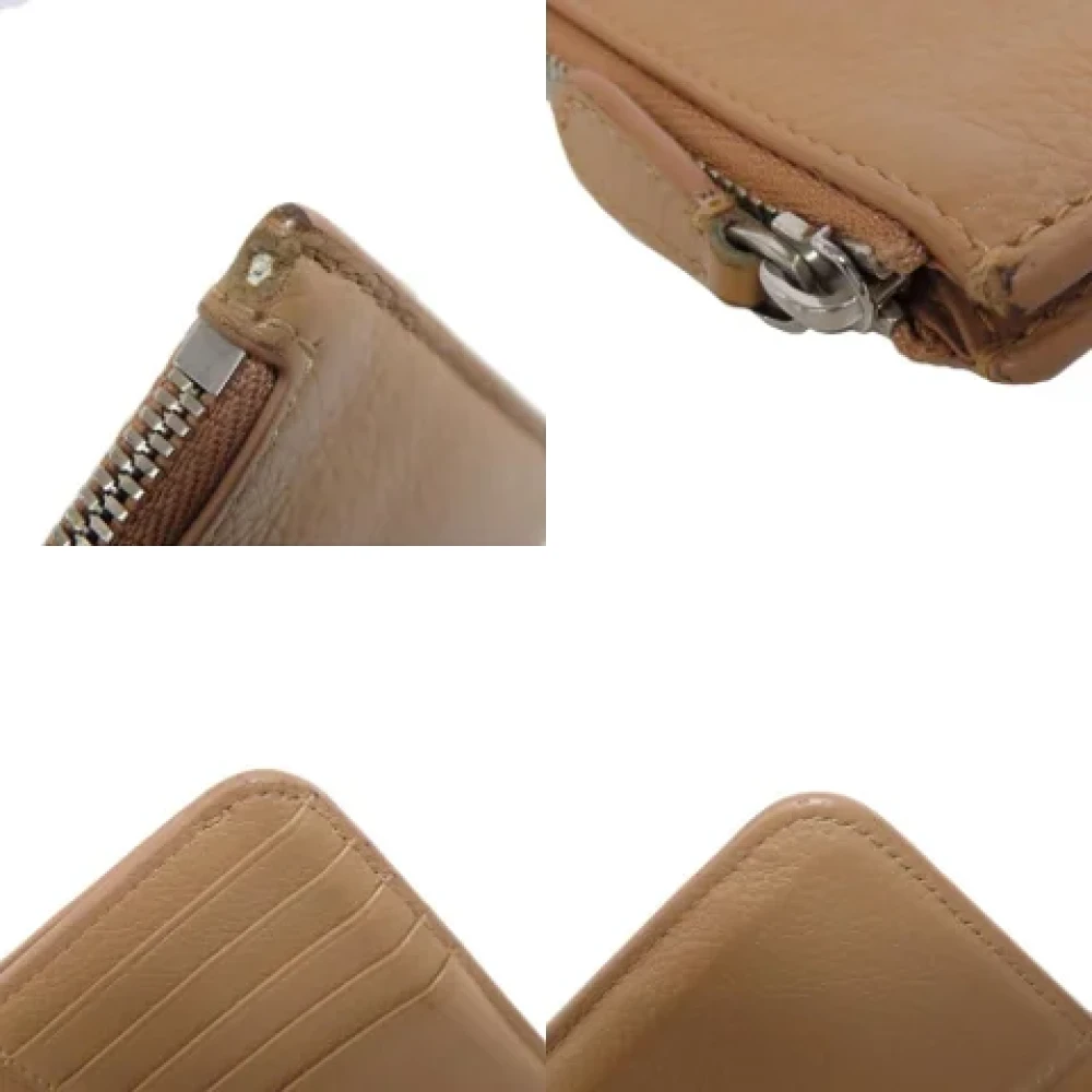 Balenciaga Vintage Pre-owned Leather home-office Beige Dames