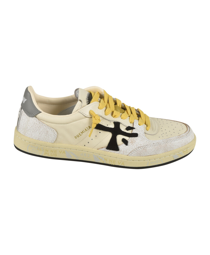 stylish-sneakers