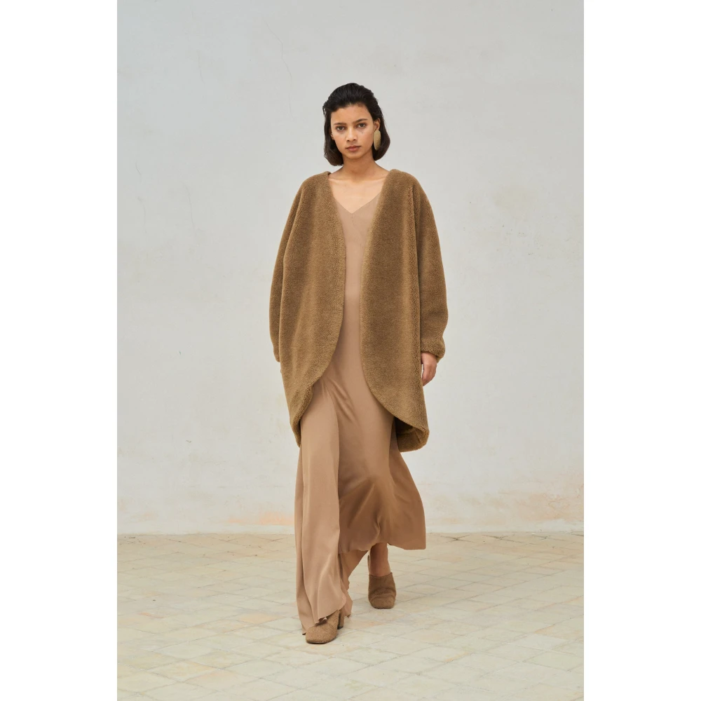 Cortana Bruine Wol en Zijde Oversized Jas Brown Dames