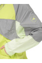 veste-coupe-vent-jaune-avec-capuche