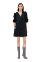 mini-robe-noire-avec-effet-effiloche