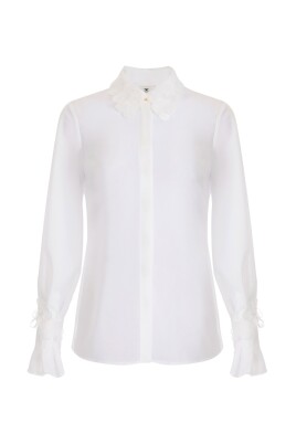 chemise-en-georgette-brodee-de-fleurs