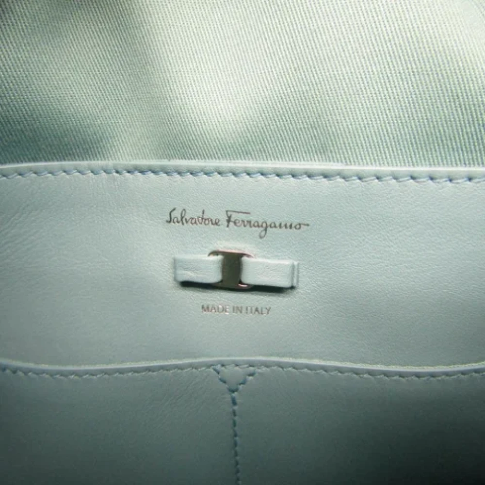 Salvatore Ferragamo Pre-owned Leather shoulder-bags Green Dames