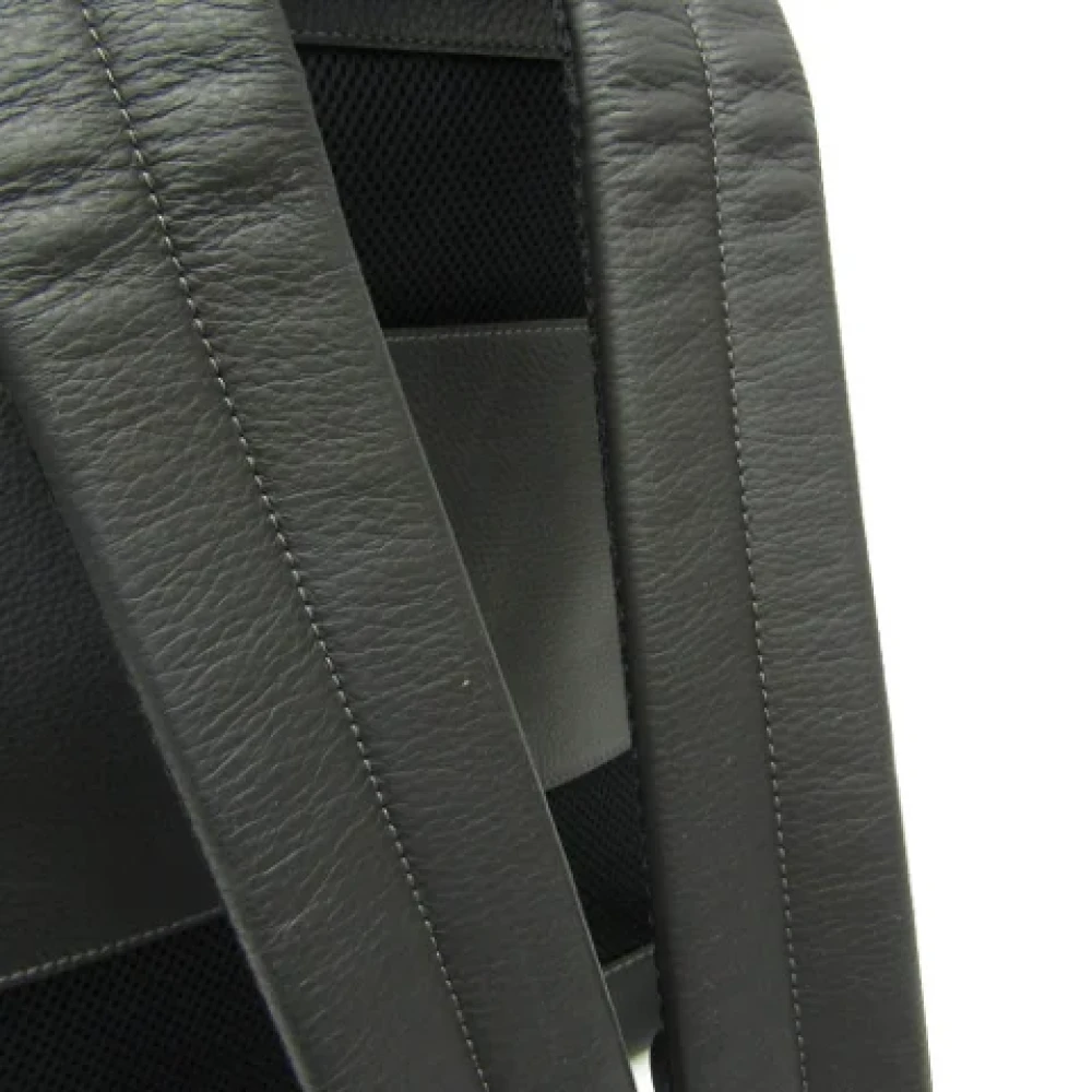 Coach Pre-owned Leather backpacks Gray Dames