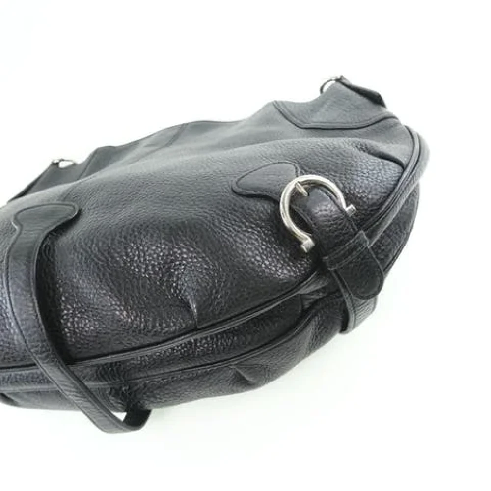 Salvatore Ferragamo Pre-owned Leather shoulder-bags Black Dames