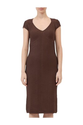 chic-versatile-midi-dress-chocolate-color