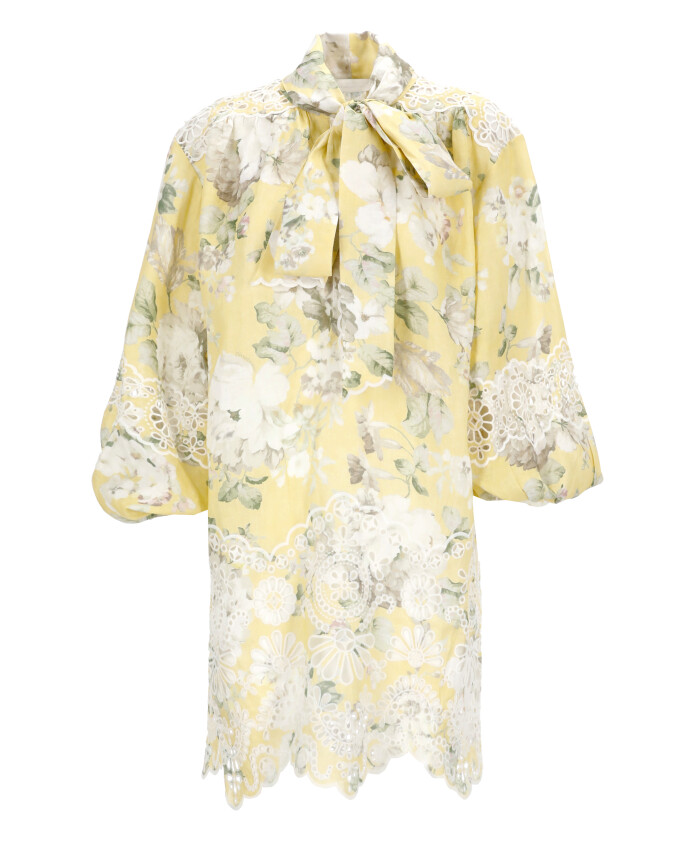 robe-jaune-en-lin-avec-details-en-dentelle