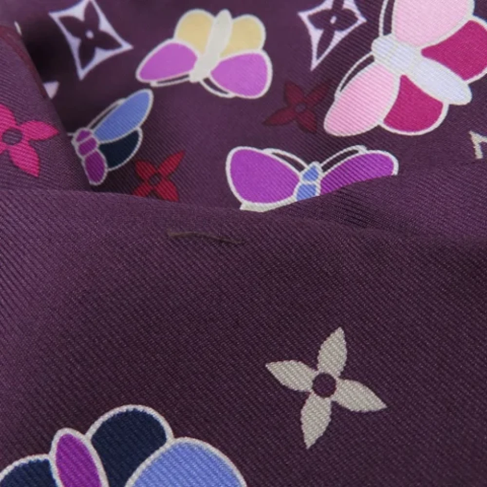 Louis Vuitton Vintage Pre-owned Silk scarves Purple Dames