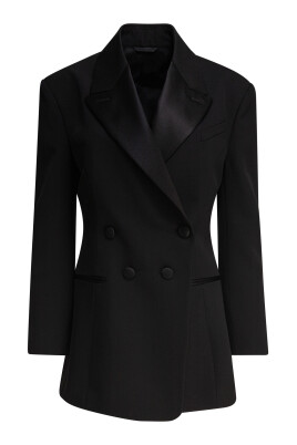 black-jacket-with-pleated-back