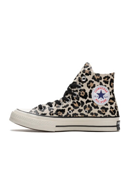 leopard-chuck-70-glow-in-the-dark-sneakers