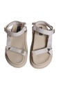 sandales-a-bride-en-cuir-beige-avec-semelle-en-caoutchouc