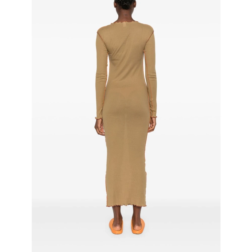 Baserange Minimalistische Beige Lange Mouw Jurk Brown Dames