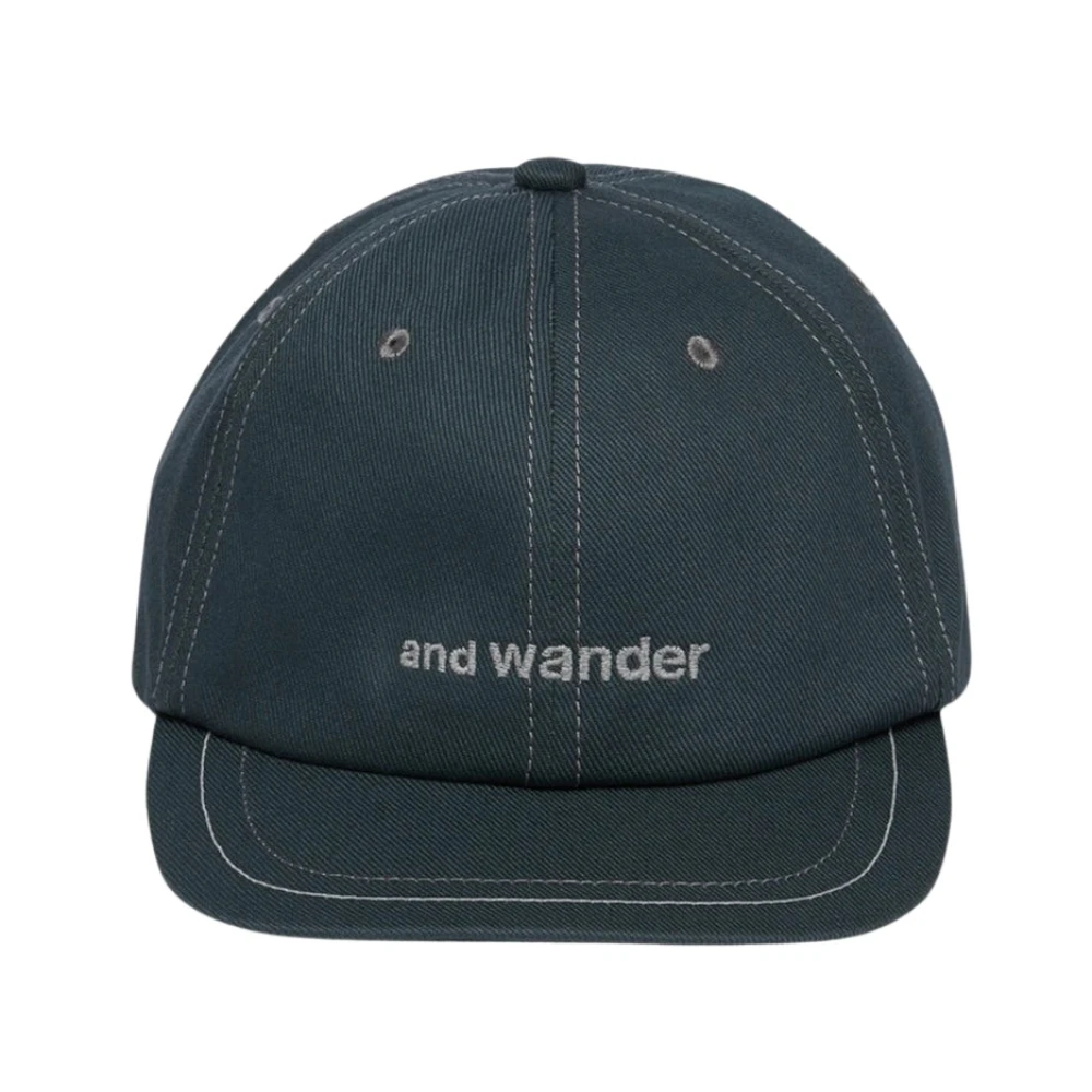 Accessories > Hats > Caps - - And Wander - Modalova