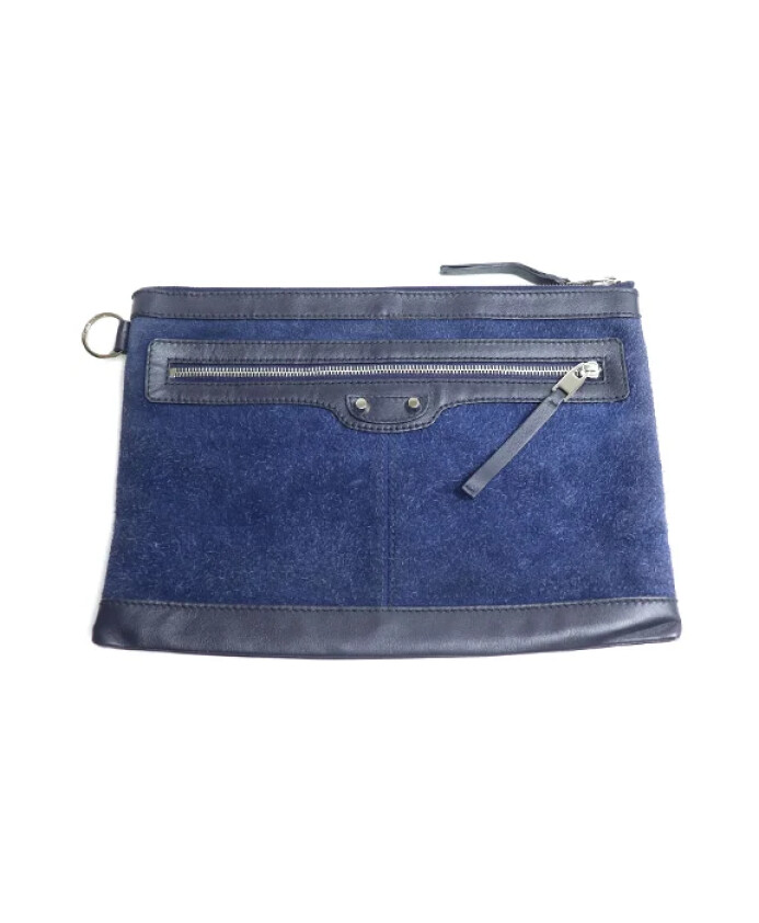 pre-owned-daim-pochettes-minaudieres