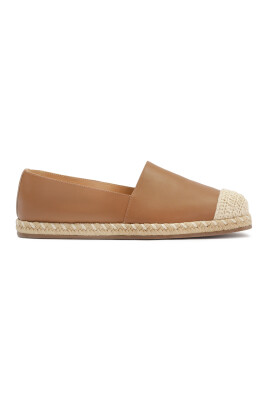 bekvama-espadriller-i-slatt-lader