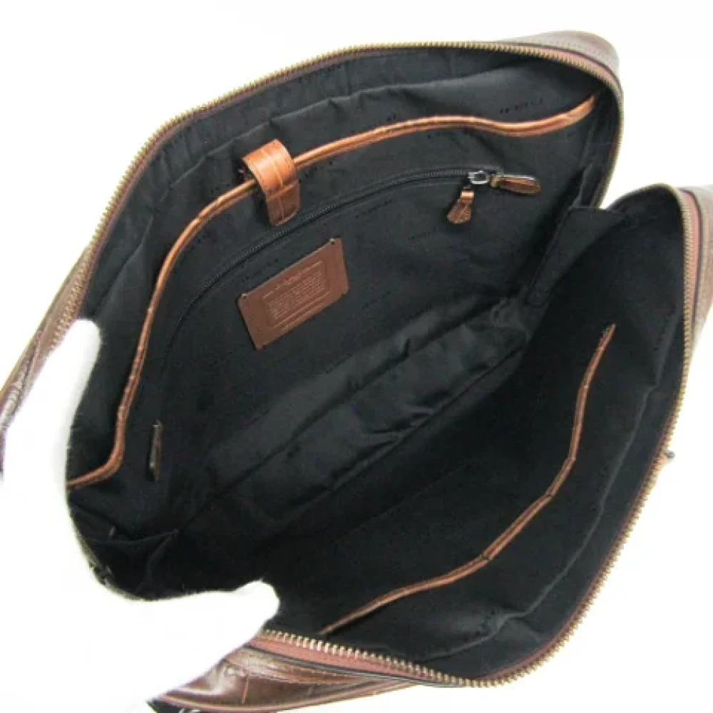 Coach Pre-owned Leather handbags Brown Dames