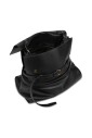 sac-a-bandouliere-noir-avec-texture-granuleuse