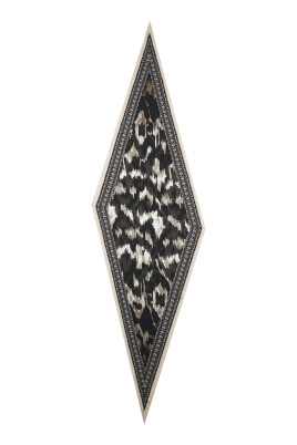 triangular-scarf-aloeuw