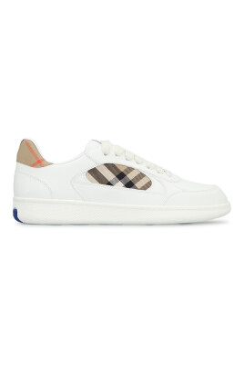 lader-lagtoppsneakers-med-rutmotiv