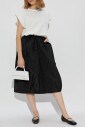 robe-confectionnee-a-partir-de-materiaux-combines