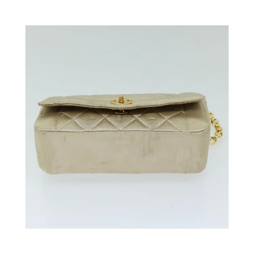 Chanel Vintage Pre-owned Satin chanel-bags Yellow Dames