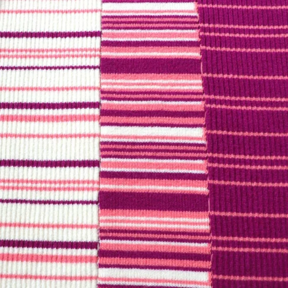 Chanel Vintage Pre-owned Cashmere scarves Pink Dames