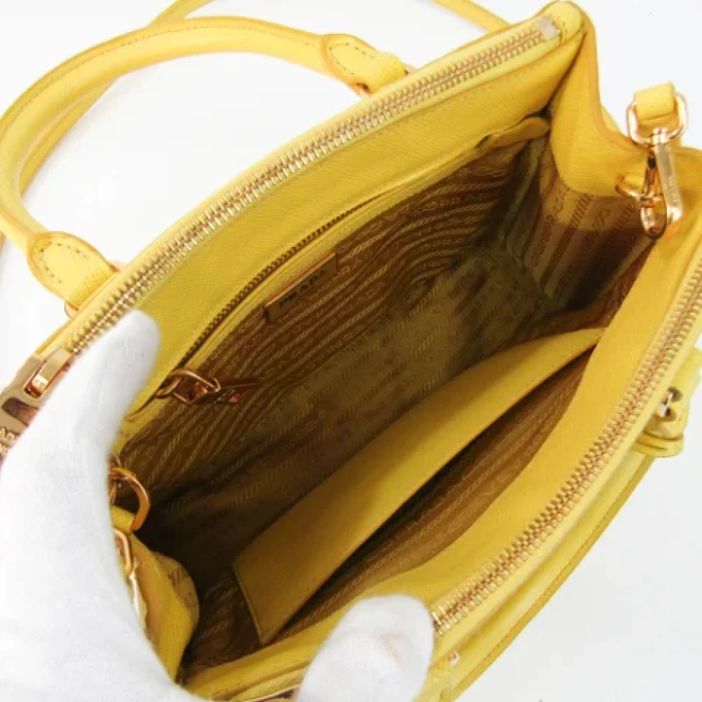 Prada Vintage Pre-owned Fabric prada-bags Yellow Dames