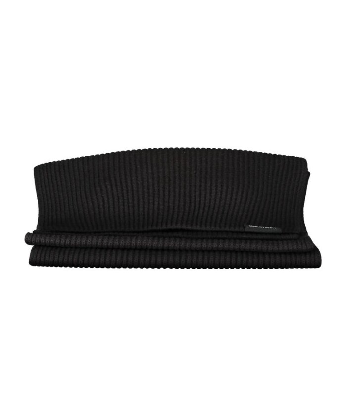 echarpe-elegante-en-cachemire-noir