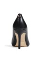 black-leather-pumps