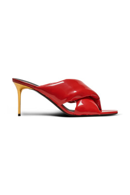mules-uma-en-cuir-verni