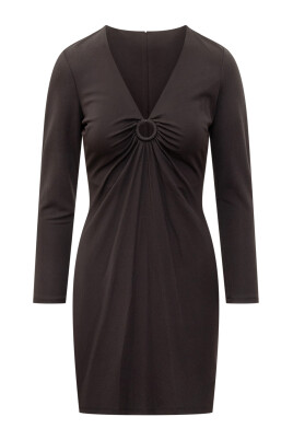 robe-noire-col-en-v-manches-longues