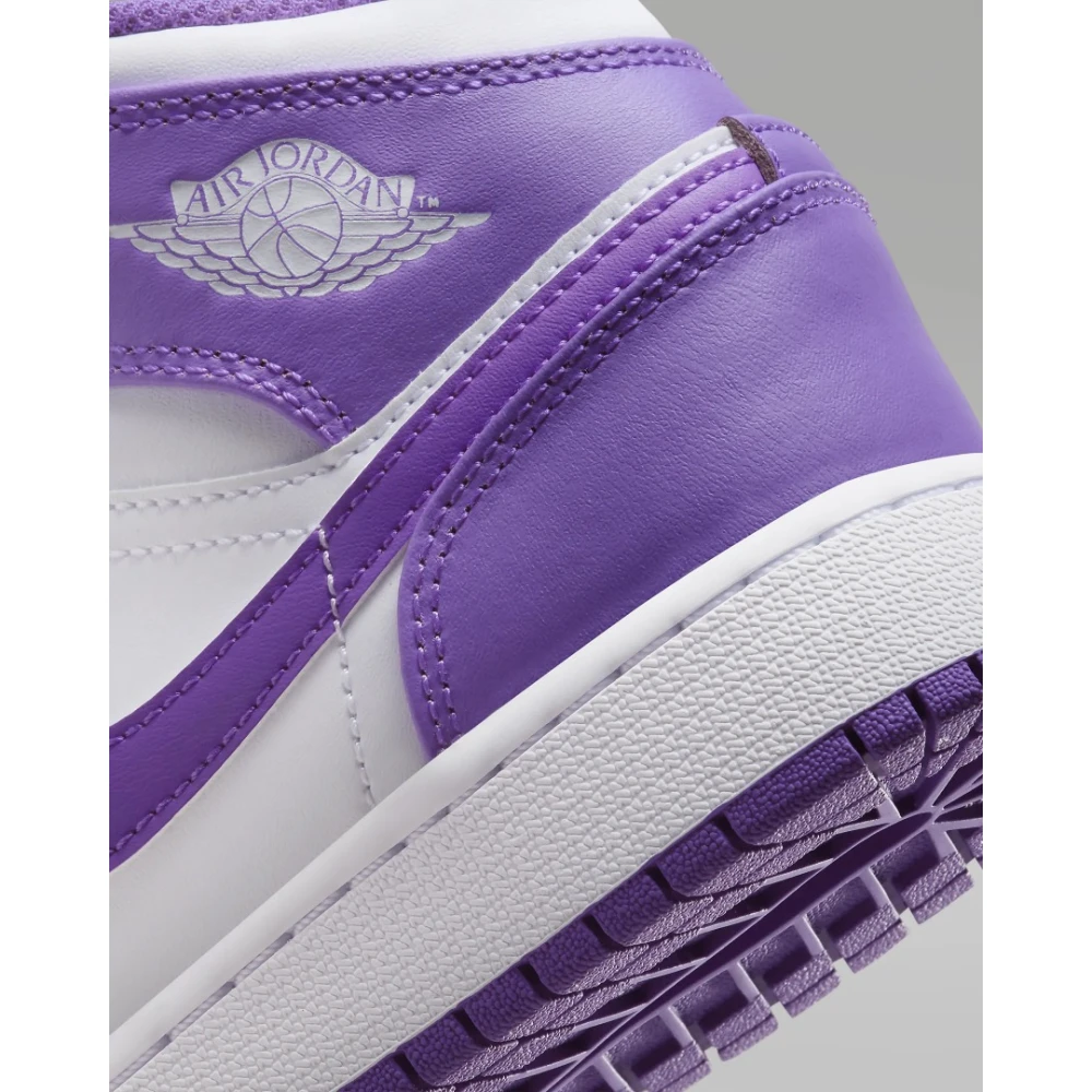 Jordan Iconische AJ1 Mid Sneakers Purple Dames
