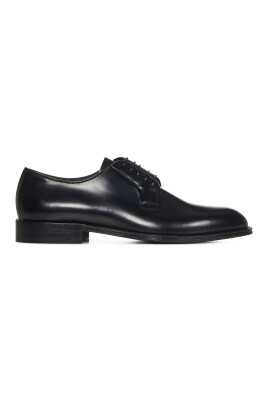chaussures-de-ville-noires-a-lacets