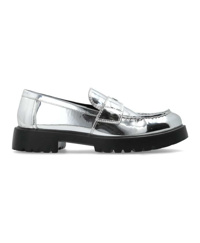 mocassins-a-semelle-crantee