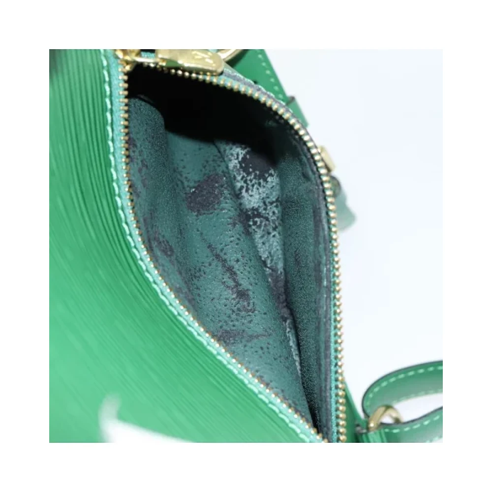 Louis Vuitton Vintage Pre-owned Leather backpacks Green Dames
