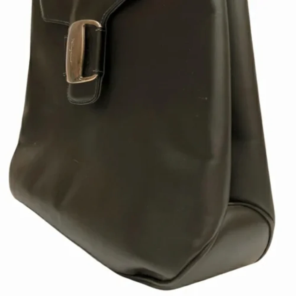 Salvatore Ferragamo Pre-owned Leather shoulder-bags Black Dames