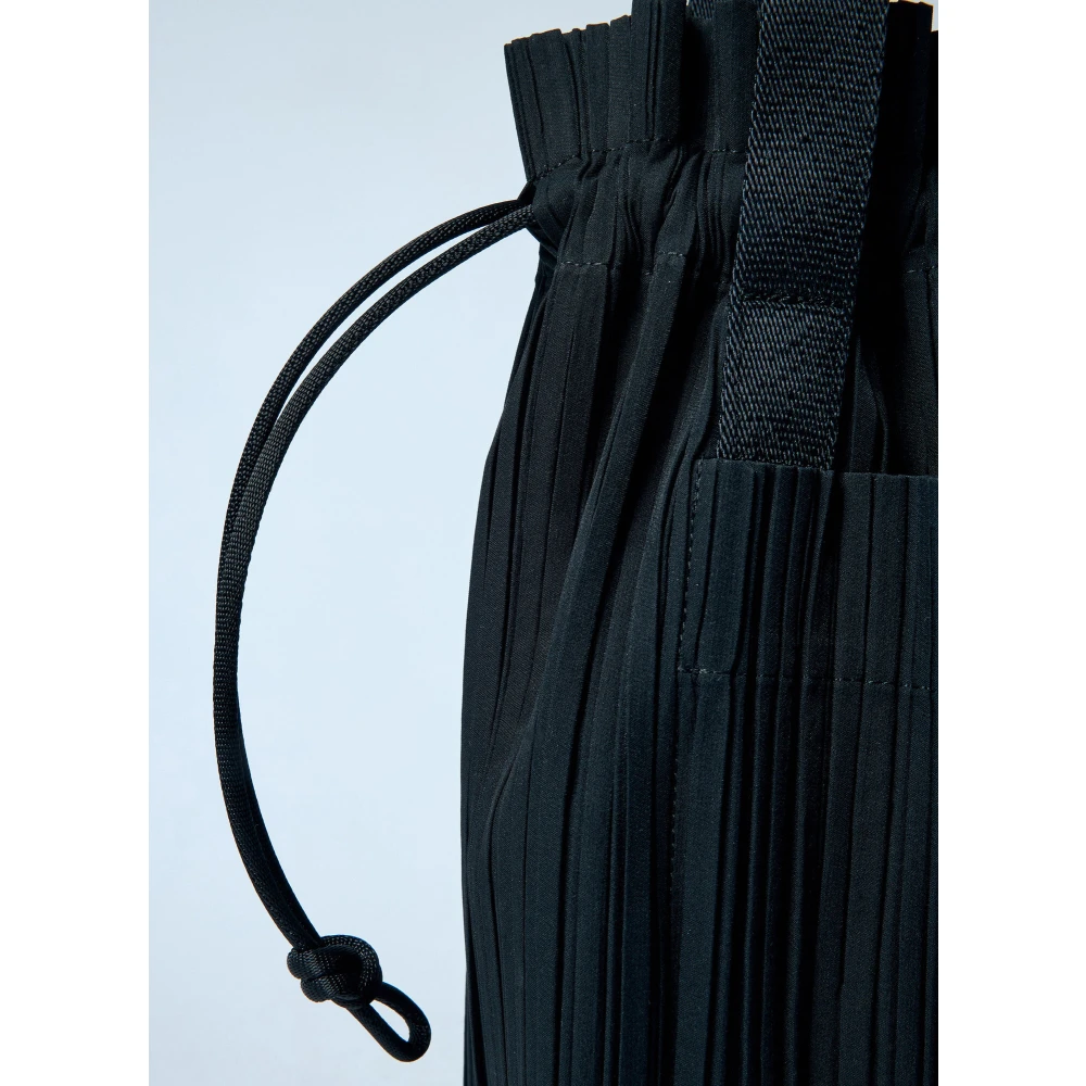 Issey Miyake Geplooide Handtas Black Dames