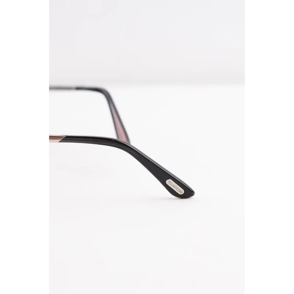 Tom Ford Pre-owned Metal sunglasses Gray Dames