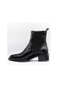 bottines-en-cuir-avec-semelle-en-caoutchouc