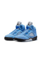 baskets-retro-bleu-universitaire