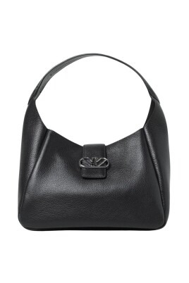 chic-leather-hobo-bag