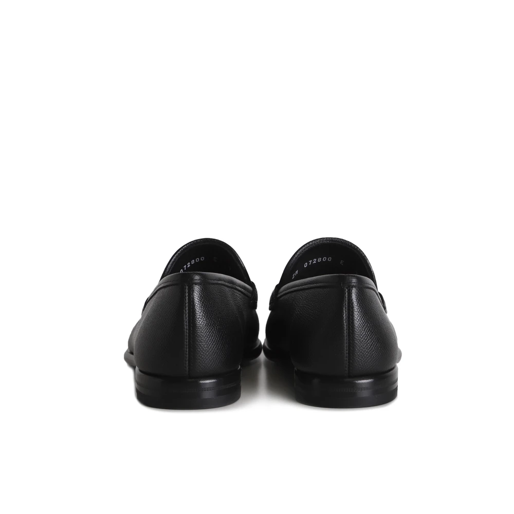 Salvatore Ferragamo Klassieke Loafer Stijl Zwarte Platte Schoenen Black Heren