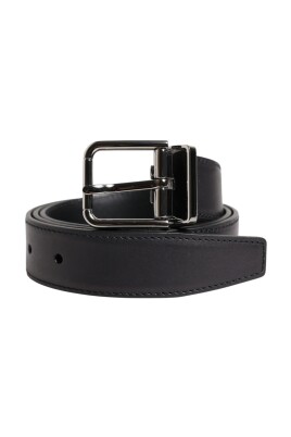 ceinture-en-cuir-noir-avec-boucle-en-metal