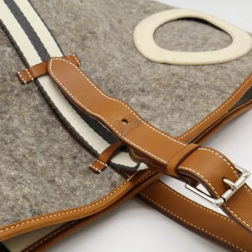 Hermès Vintage Pre-owned Canvas shoulder-bags Gray Dames