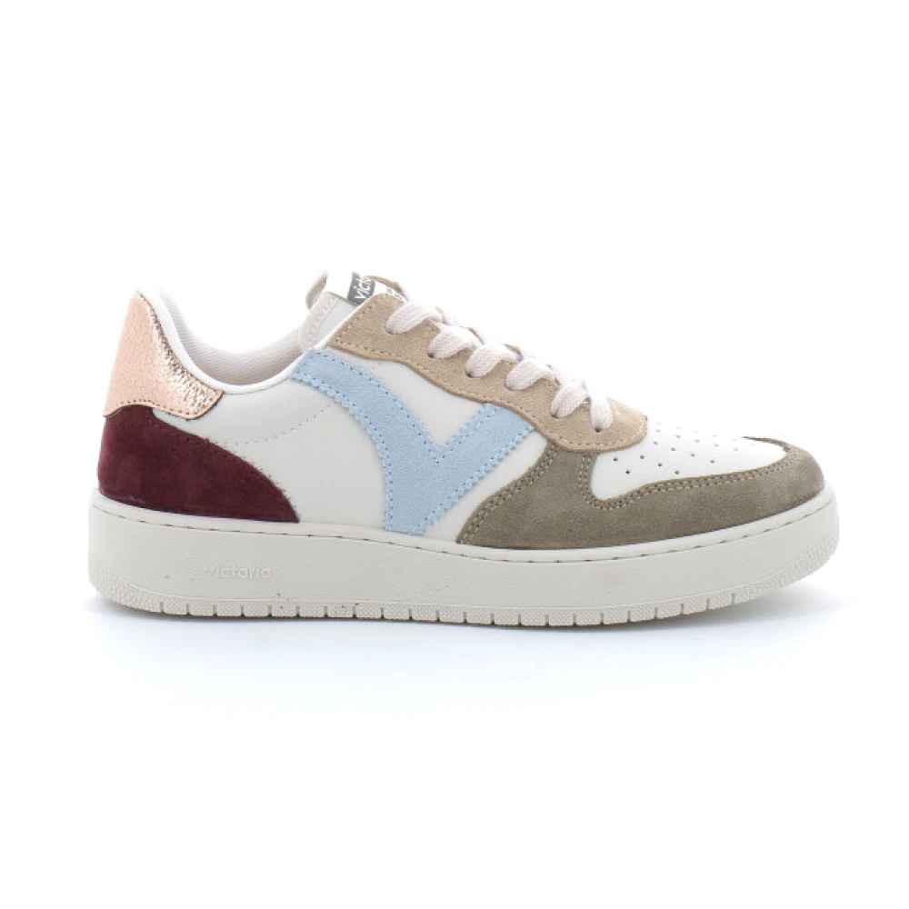 Shoes > Sneakers - - Victoria - Modalova