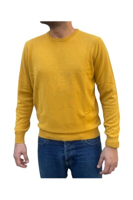 cashmere-crewneck-sweater